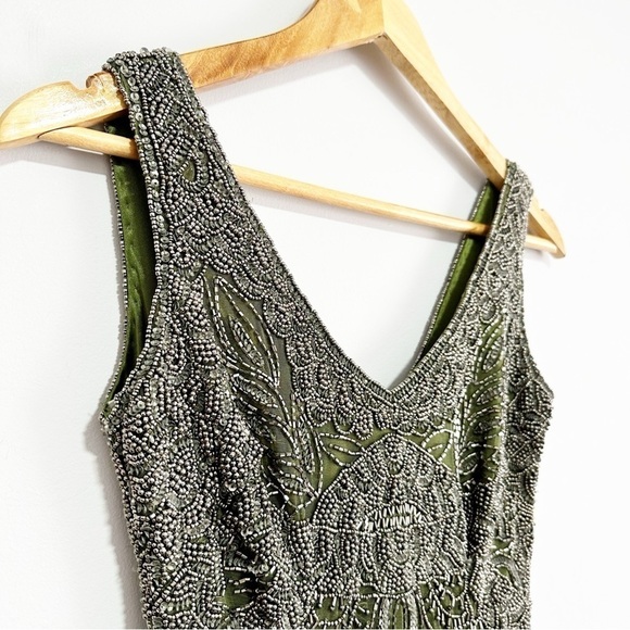 Theia Cocktail Fully Embellished Sequin Dress in Green Size 0 - Picture 6 of 16